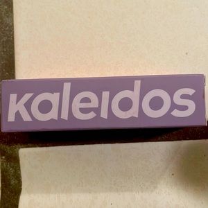New Kaleidos lip clay-pink moon